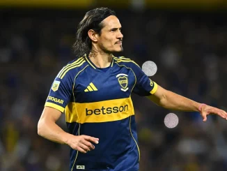 El retiro de Edinson Cavani, la primera fake news del Día de los Inocentes