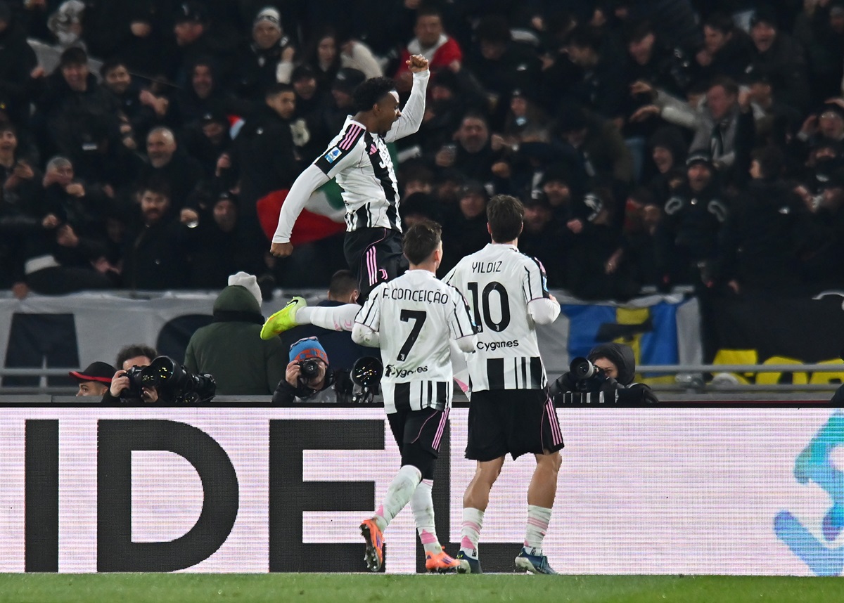 Juventus venció a Bologna con un gol del colombiano Cabal