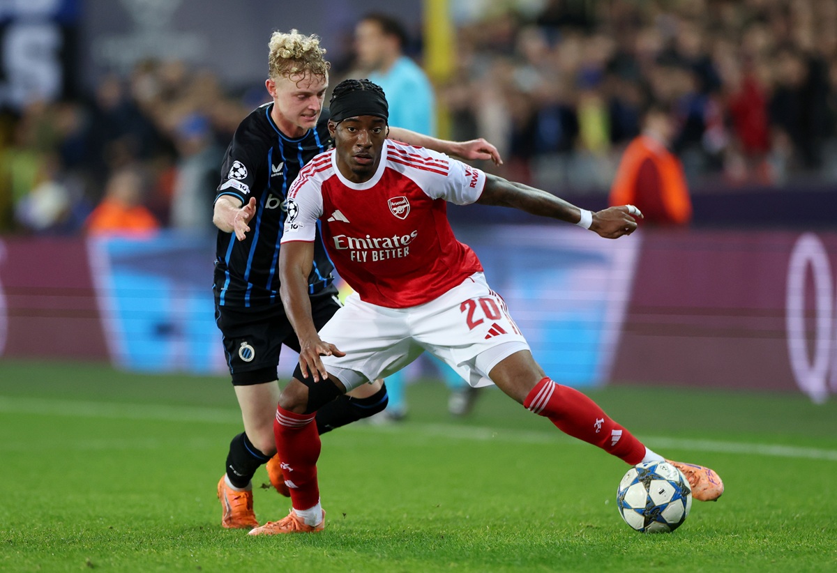 Noni Madueke marcó para Arsenal uno de los goles del año en Champions League