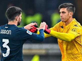 Nicola Reali, arquero del Genoa, duró tres minutos en cancha: expulsado ante Atalanta