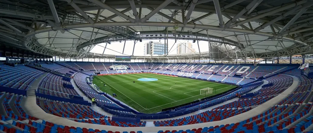 levante-ud-v-sevilla-fc-la-liga-santander Levante - Villarreal, aplazado por la alerta meteorológica en Valencia