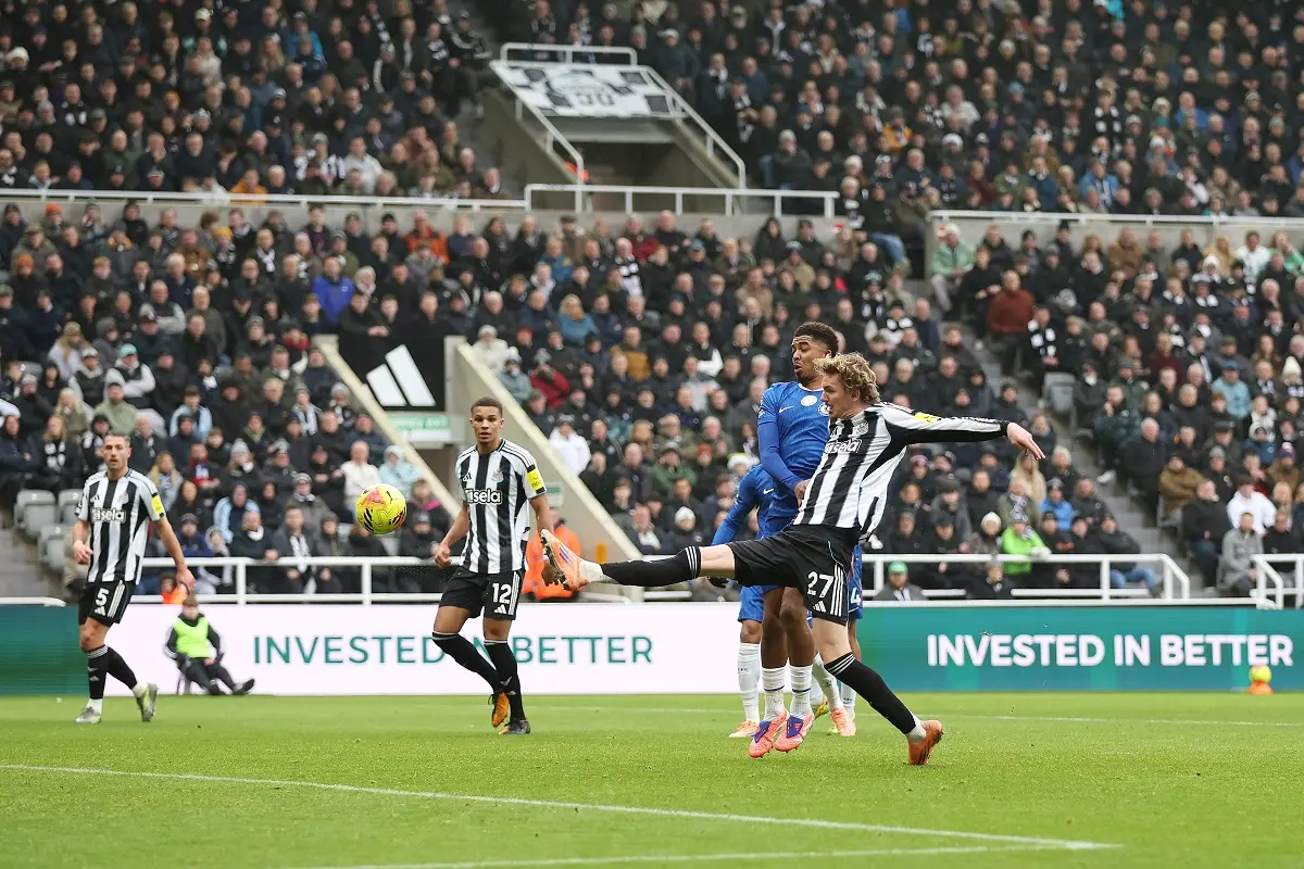 Doblete de Nick Woltemade en 20 minutos y Newcastle saca diferencia ante Chelsea