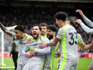 Manchester City ganó en Nottingham y lidera la Premier League