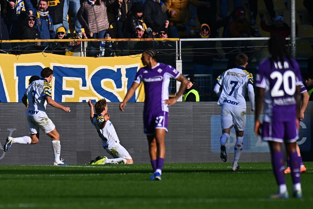 Fiorentina cayó en Parma y sigue último en la Serie A