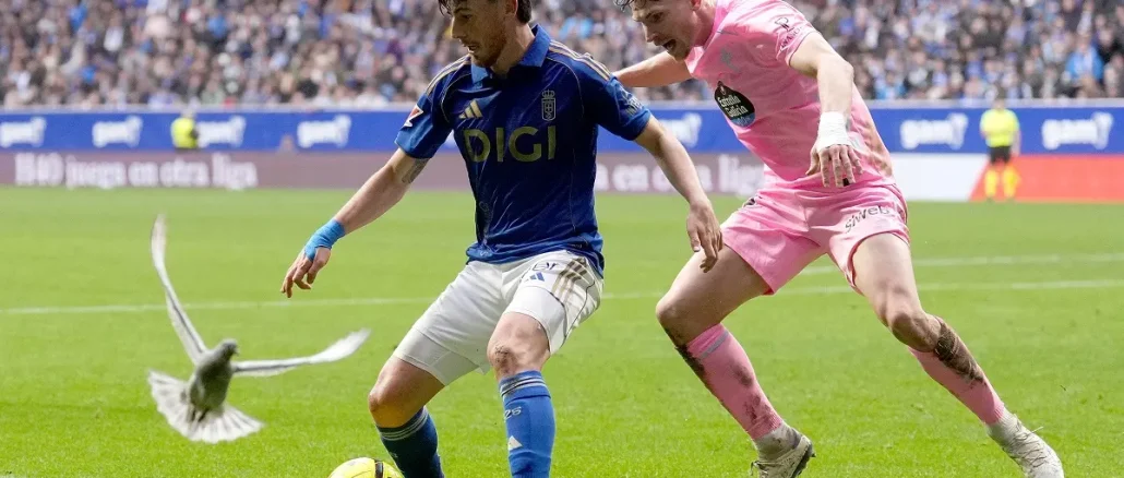 real-oviedo-v-rc-celta-de-vigo-laliga-ea-sports La imagen viral de La Liga: las palomas, protagonistas en Real Oviedo 0 - Celta 0