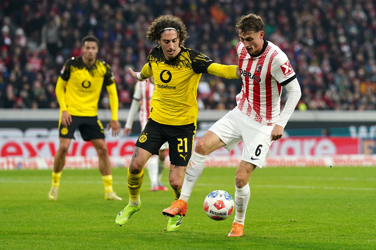 Borussia Dortmund se complicó solo y empató con Friburgo