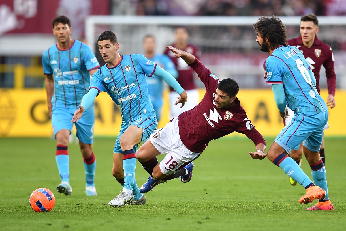 Los Sardos sumaron tres puntos de oro en Turín. Cagliari se lo dio vuelta y cerró el 2025 derrotando a Torino