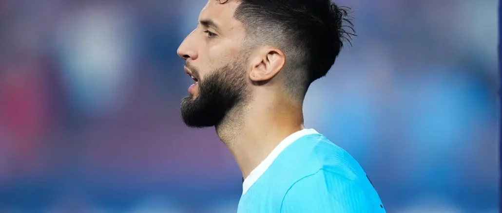 Se filtra la exótica camiseta suplente de la Selección de Uruguay para el Mundial 2026