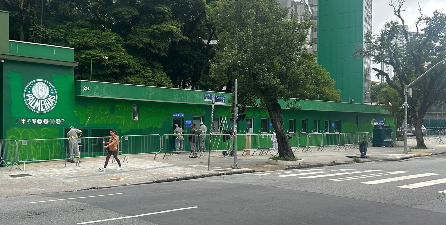 Vandalizaron la sede de Palmeiras tras la goleada sufrida anoche
