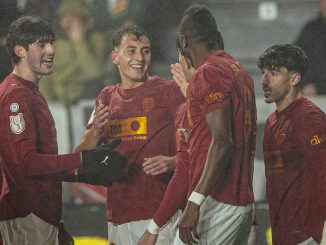 Fue 2 a 0 con goles de Rubo y Sadiq. Valencia le ganó a Burgos y se metió en cuartos de final de Copa del Rey