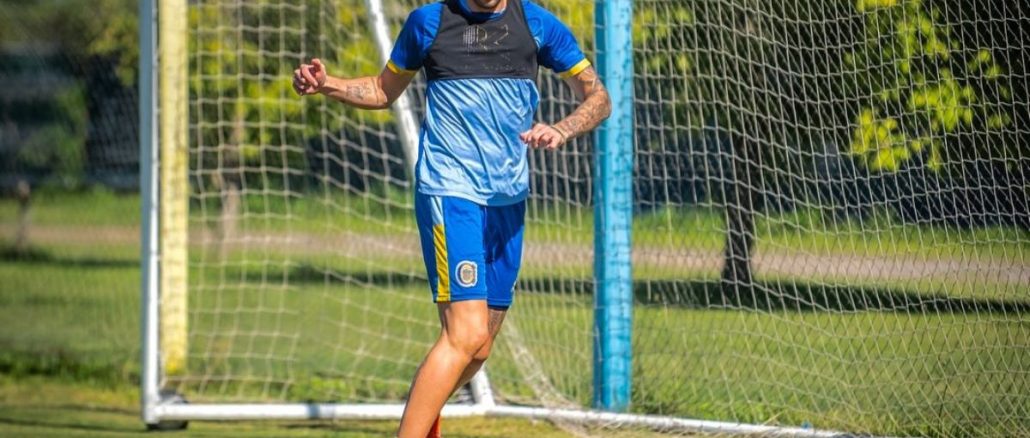 El delantero surgió de las inferiores de Rosario Central.
