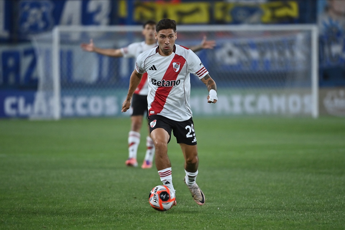 En el año del Mundial, el primer gol de River lo hizo Montiel de penal