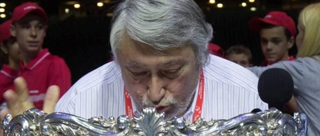 Guillermo Salatino periodista especializado en tenis Por un paro cardíaco y a los 80 años nos dejó Salata. Llora el tenis y el periodismo: Murió Guillermo Salatino