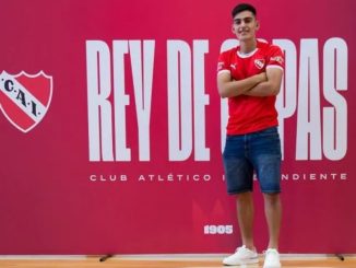 Insólito por donde se lo mire. Fue a entrenar, iba a firmar, y cambió. Kevin López se escapó de Colón para firmar en Instituto