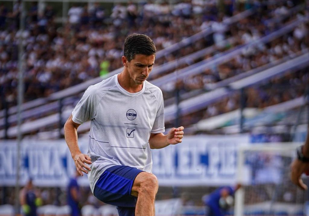Ignacio Fernández fue aplaudido por los hinchas de River en la previa al partido con Gimnasia