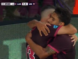 En una ráfaga, el Tatengue perdió un jugador y sufrió un gol. Ramiro Carrera aprovechó la pesadilla de Unión y anotó para Lanús