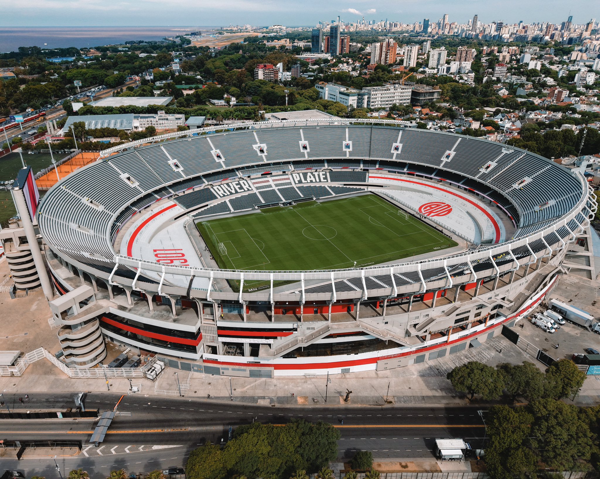 River y Gimnasia tienen formaciones confirmadas en el Más Monumental