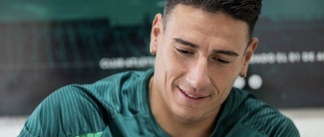 El ex Racing, Unión y Rosario Central firmó en Junín como libre. ¡Caramelo Verde! Mauricio Martínez es refuerzo de Sarmiento
