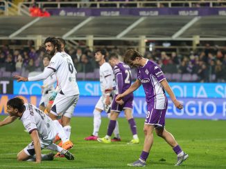 Cagliari frenó a Fiorentina venciéndola en Firenze