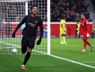 Estados Unidos tiene un delantero que anda con la mira calibrada. Malik Tillman sigue encendido con sus goles en Bayer Leverkusen