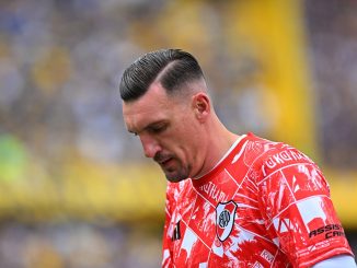El arquero tuvo un desgarro y se perderá el inicio del torneo. River sufrió las lesiones de Franco Armani y Marcos Acuña