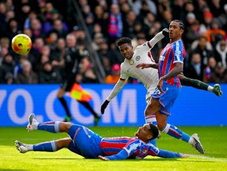 Los Blues triunfaron con goles de Estevao, Joao Pedro y Enzo Fernández. Chelsea goleó a Crystal Palace y superó la línea de Liverpool
