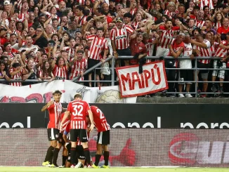 Estudiantes le ganó con claridad a un Boca que no pateó al arco en La Plata