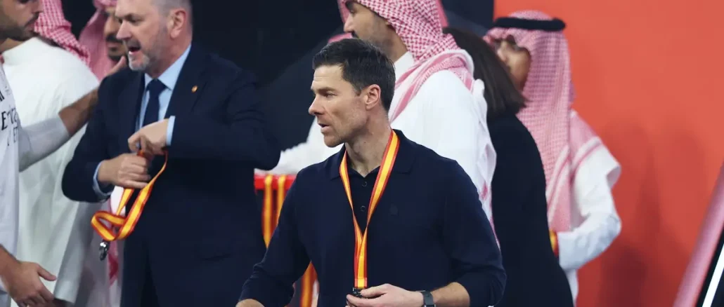 fc-barcelona-v-real-madrid-spanish-super-cup (1) Xabi Alonso: "Toca mirar hacia adelante, era la competición menos importante"