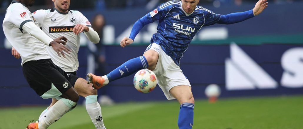 El bosnio entró y en 20 minutos mojó en Bundesliga 2. Edin Dzeko debutó en Schalke con un gol a sus 39 años