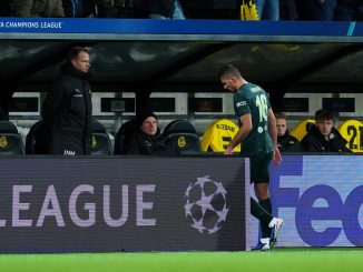 Rodri recibió dos amarillas en 54 segundos