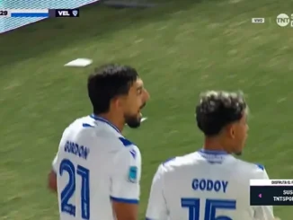 ¡Insólito! Jano Gordon metió un gol para Vélez y otro en contra para Independiente en un minuto