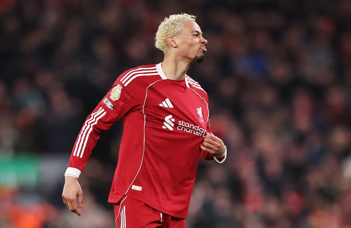 Hugo Ekitike diseñó un doblete en dos minutos y el Liverpool se lo dio vuelta al Newcastle