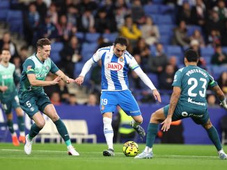 Fue 2 a 1 para los Babazorros con goles de Blanco y Boyé. Alavés volvió a ganar y dejó en llamas a un deslucido Espanyol
