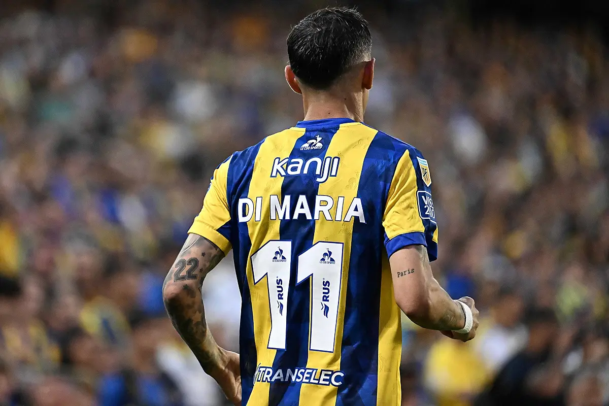 Ángel Di María fue silbado en Racing - Central y demostró el malestar en el Fútbol Argentino