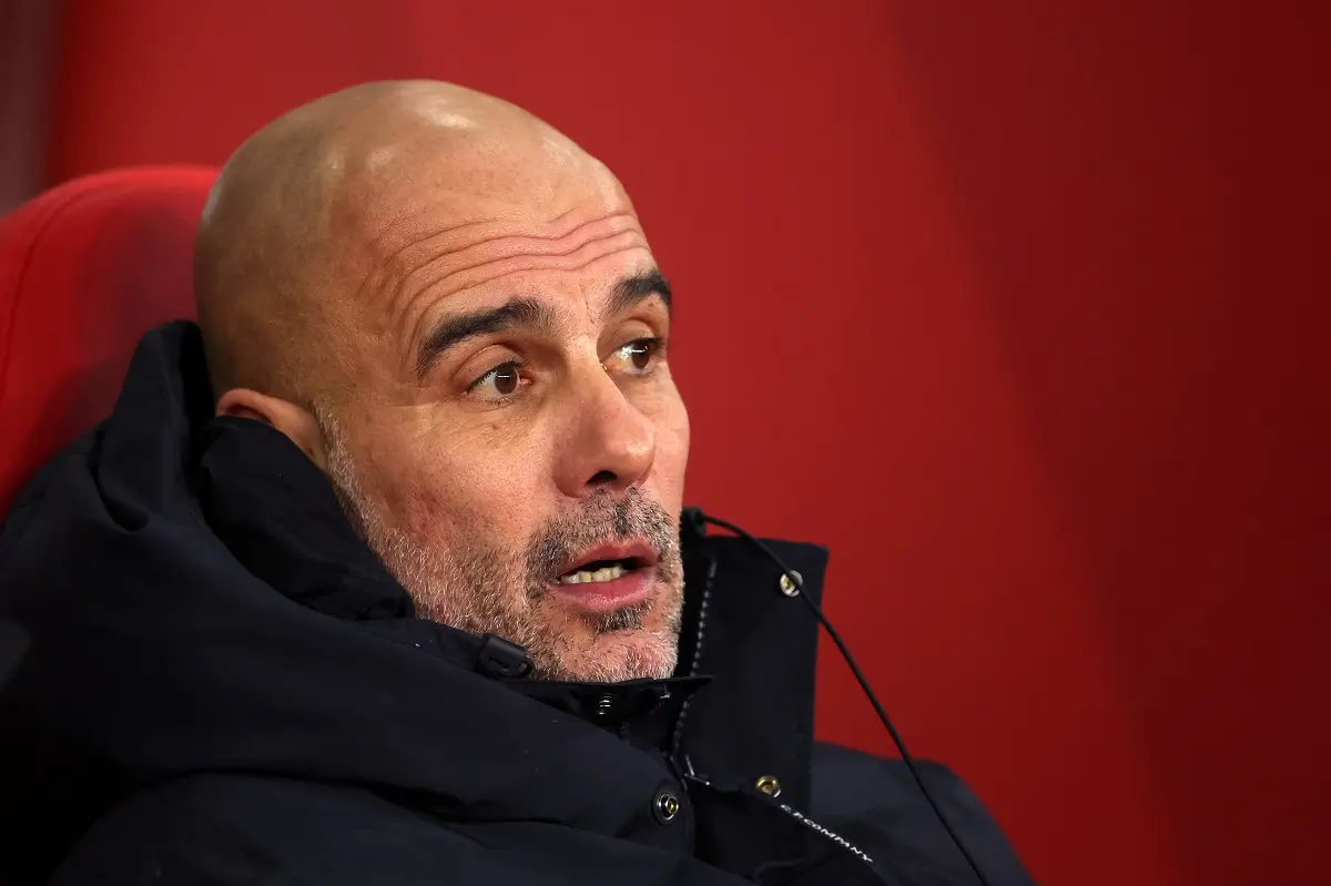 Pep Guardiola: «Sé que están aburridos de mí pero tengo contrato en el City y estoy contento»