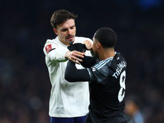 Los Villanos estallaron contra Joao Palinha tras ganarle a los Spurs. Tottenham y Aston Villa terminaron a los golpes de puño en FA Cup