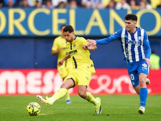 Fue 3 a 1 con goles de Moleiro, Gerard Moreno y Mikautadze. Villarreal liquidó a Alavés y se acomodó en el podio de La Liga