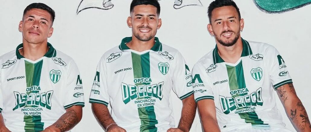 Laferrere presentó las nuevas camisetas en su sede social
