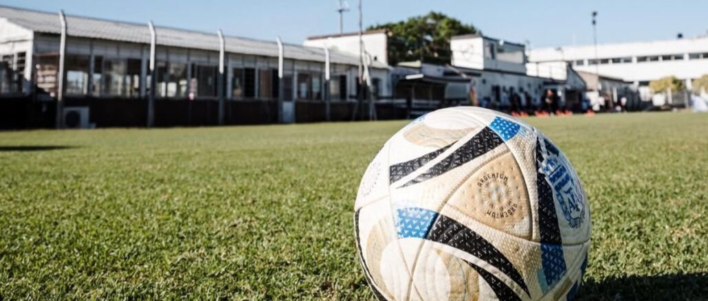 Lo confirmó Fabián Berlanga, presidente de Vélez: El fútbol argentino podría ir a un paro por el avance de la justicia