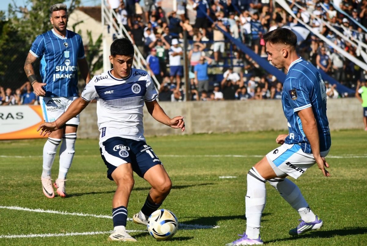 El Quemero se impuso por 3 a 0 en un partido vibrante. Acassuso goleó a Racing de Córdoba y lidera con puntaje ideal
