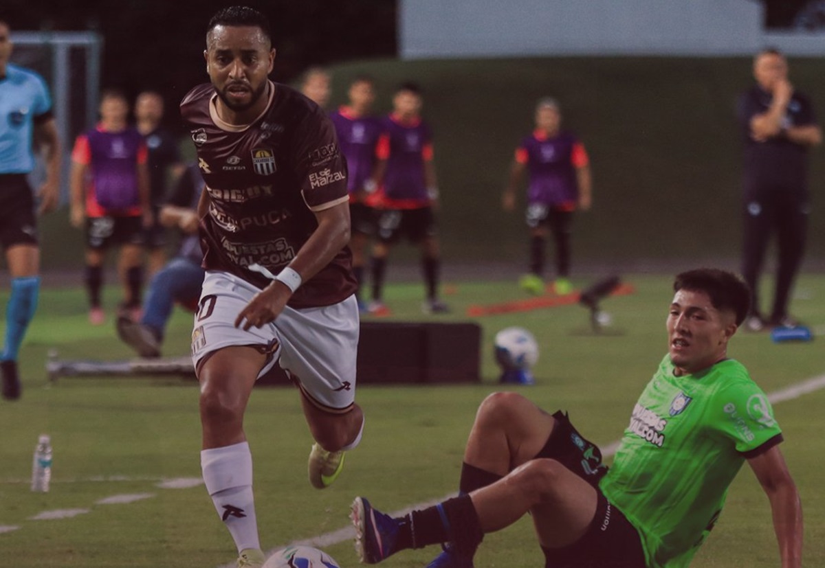 Fue 1 a 0 para los venezolanos con gol de Edson Tortolero. Carabobo arrancó la serie con triunfo ante Huachipato
