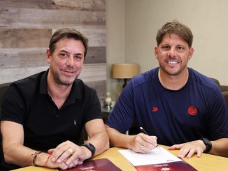 Damián Ayude renovó su contrato con San Lorenzo y seguirá como DT en 2026.