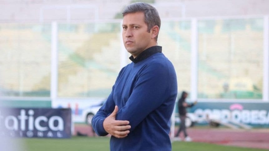 Diego Flores arregló su llegada a Instituto