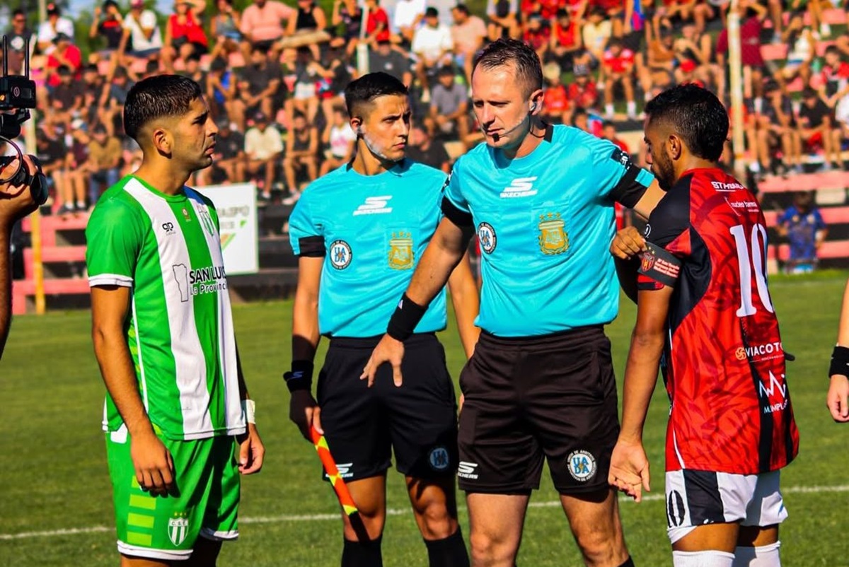 Fundación Amigos del Deporte goleó 3 a 0 y es finalista. FADEP eliminó a Estudiantes de San Luis y va por el ascenso al Federal A