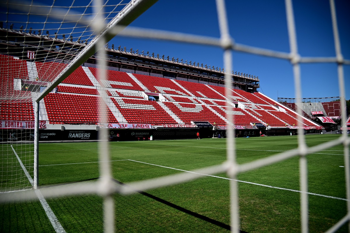 El partido despedida para Eduardo Domínguez en el Pincha ya tiene protagonistas. Formaciones confirmadas para Estudiantes y Sarmiento