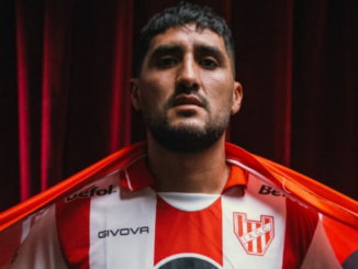 El defensor de Instituto chocó cabezas con Gulli de San Lorenzo. Jonathan Galván, con el pómulo hundido, será trasladado al hospital