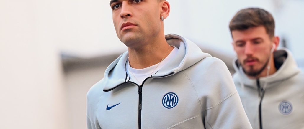 Lautaro Martinez metio el gol 170 con Inter El delantero argentino puso el 1 a 0 con un cabezazo este domingo. Lautaro Martínez marcó ante Cremonese y llegó a los 170 goles en Inter