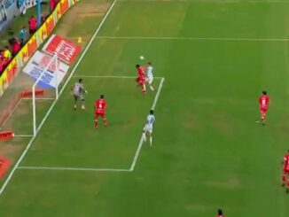 Argentinos Juniors se salvó por la decisión del juez. Mastrángelo no le dio penal a Racing y estalló la polémica