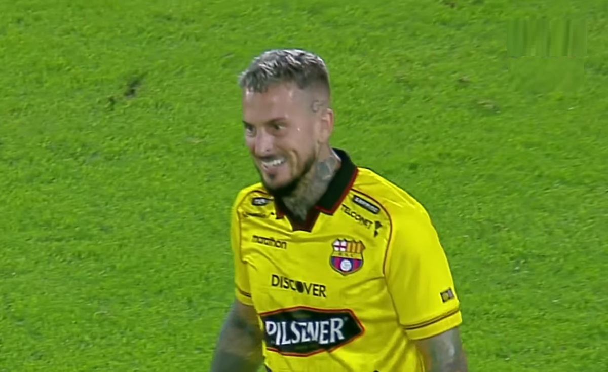 Darío Benedetto estiró su sequía debutando con Barcelona SC