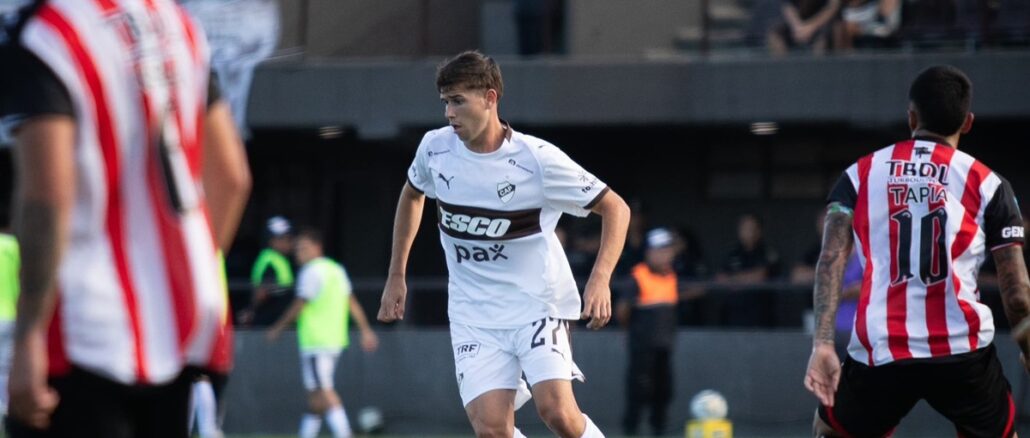 Platense 1 Barracas Central 0 El Calamar le ganó 1 a 0 al Guapo con gol de Lotti. Platense le ganó agónica y merecidamente a Barracas Central